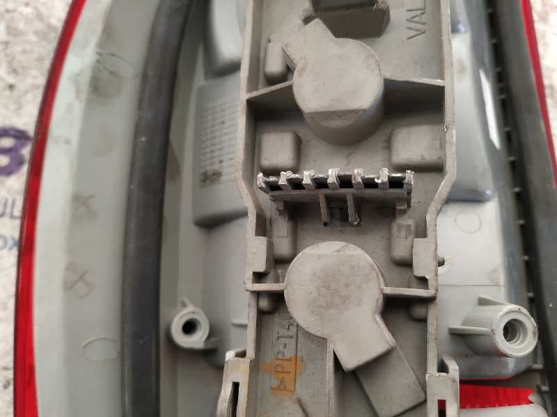 Recambio de PILOTO TRASERO DERECHO para OPEL CORSA B City X17D4EE1 referencia OEM IAM 1726048   - BLANCO 3
