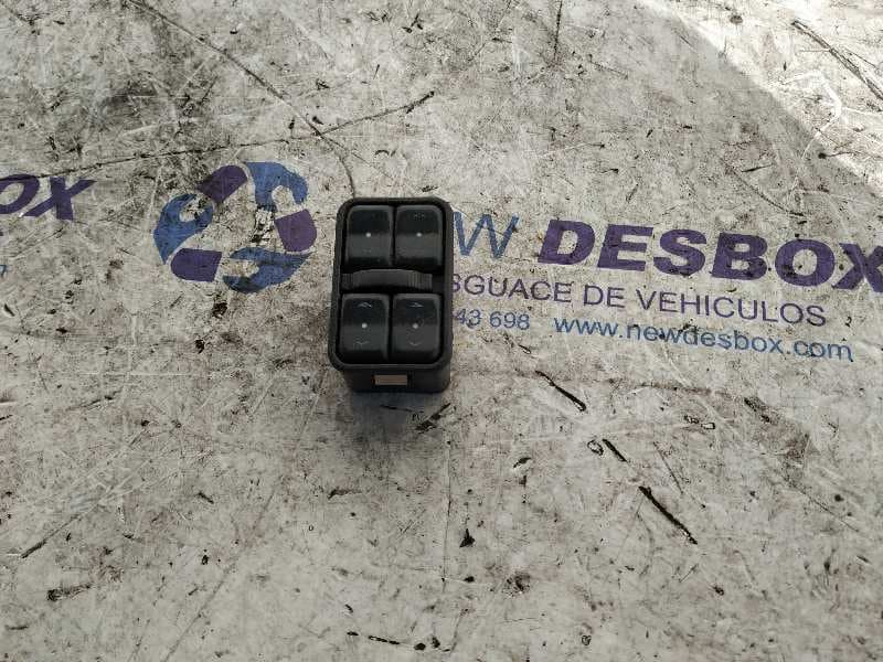 Recambio de MANDO ELEVALUNAS DELANTERO IZQUIERDO para OPEL ASTRA G BERLINA 1.8 16V Z18XE referencia OEM IAM 13363401 - BLANCO