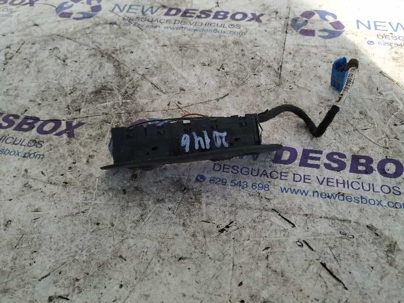 Recambio de MANDO ELEVALUNAS DELANTERO DERECHO para OPEL VECTRA B BERLINA 2.0 16V CAT (X 20 XEV / L34) X20XEV referencia OEM IAM 03155301   - ROJO 4