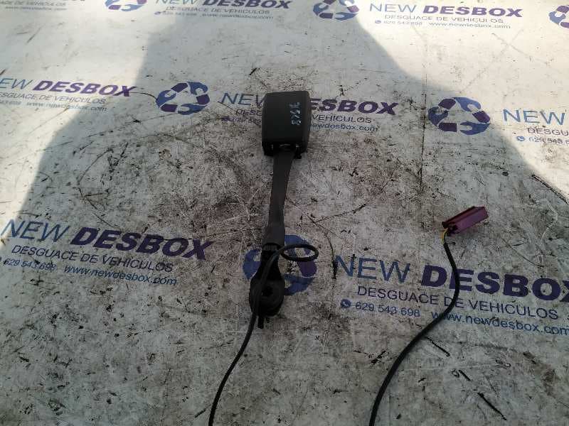 Recambio de PRETENSOR AIRBAG IZQUIERDO para FORD TRANSIT CONNECT XVGA referencia OEM IAM 623039300A   - BLANCO 5