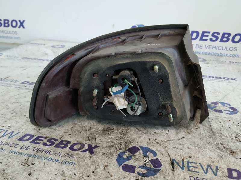Recambio de PILOTO TRASERO DERECHO para MITSUBISHI GALANT BERLINA (E50) 2.0 CAT 4G63SOHC8V referencia OEM IAM    - VERDE 3