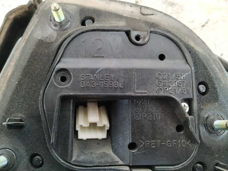 Recambio de PILOTO TRASERO IZQUIERDO para MITSUBISHI GALANT BERLINA (E50) 2000 V6 24V Berlina (4-ptas.) 6A12 referencia OEM IAM 0431593L   - VERDE 2