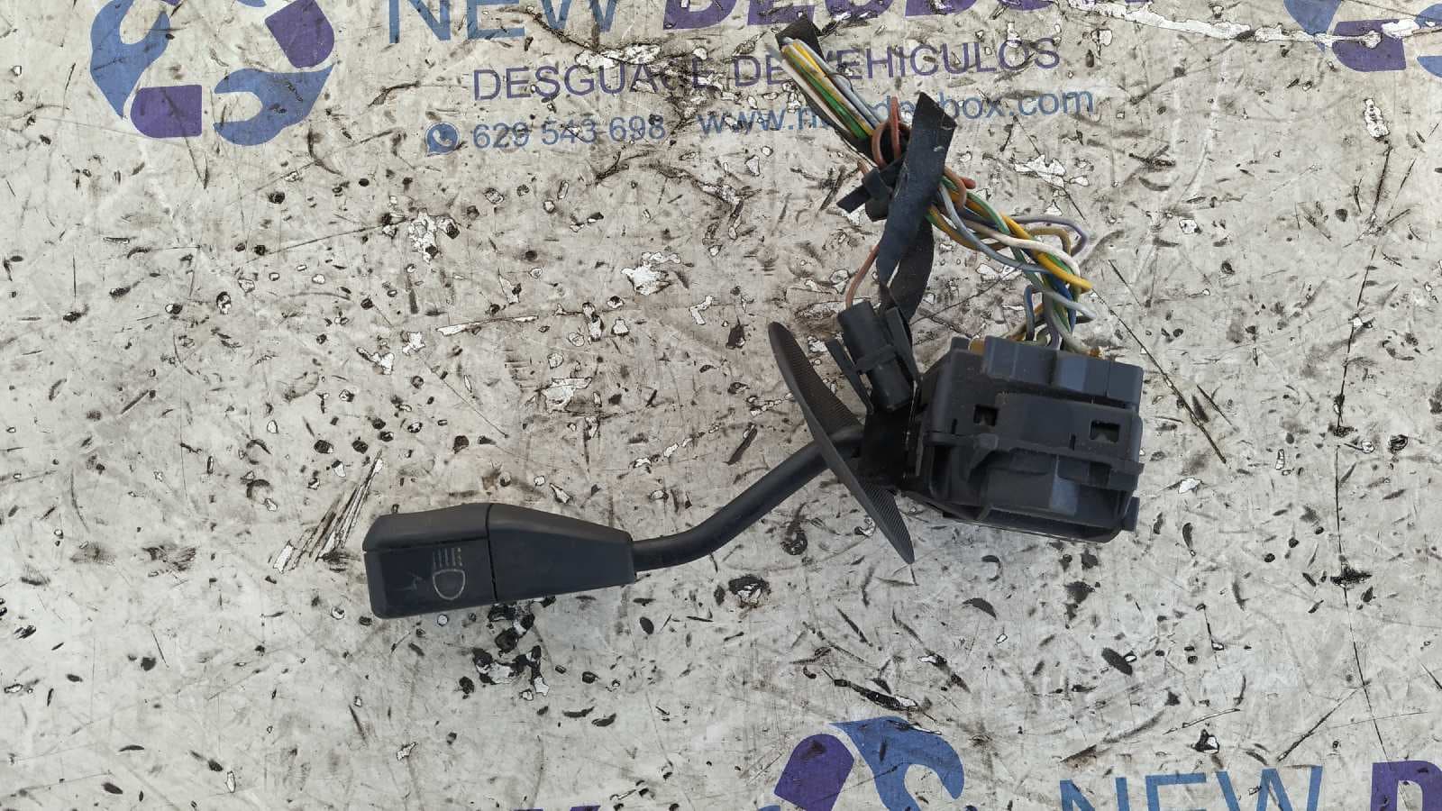Recambio de MANDO INTERMITENTES para BMW SERIE 7 (E32) referencia OEM IAM 4460 4