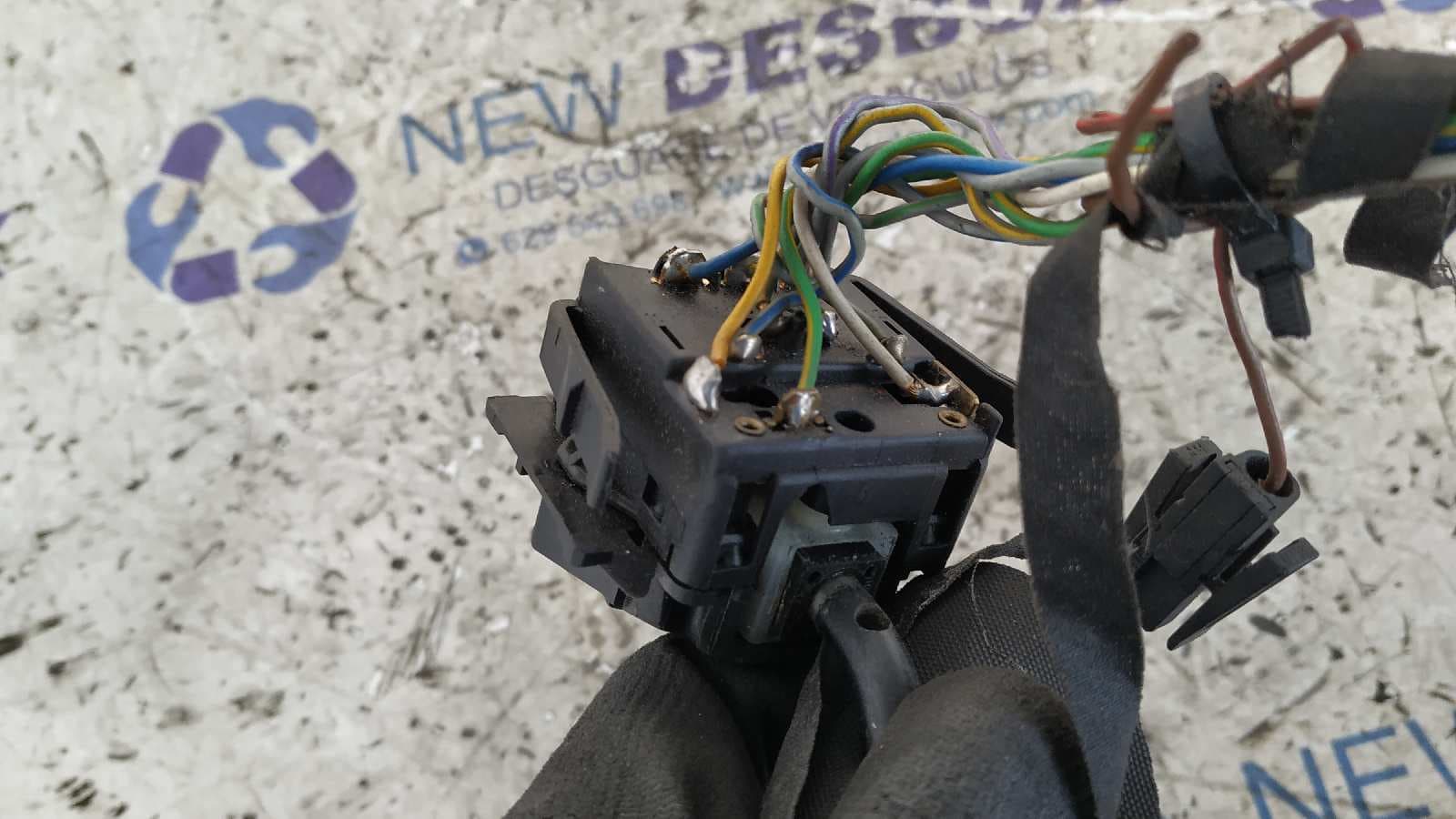 Recambio de MANDO INTERMITENTES para BMW SERIE 7 (E32) referencia OEM IAM 4460 6