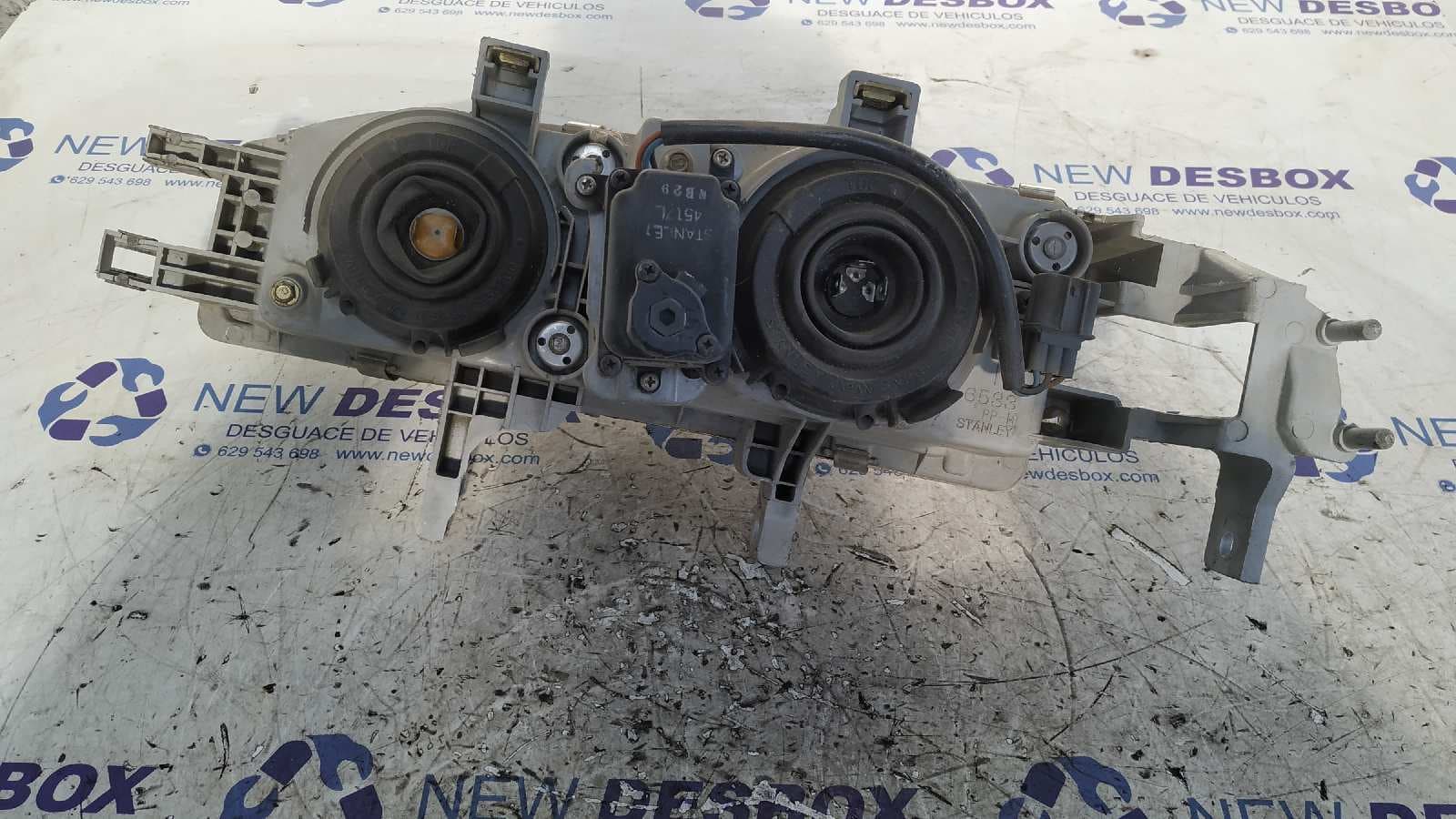 Recambio de FARO DERECHO para HONDA ACCORD (CB/CC) referencia OEM IAM 90730400 2