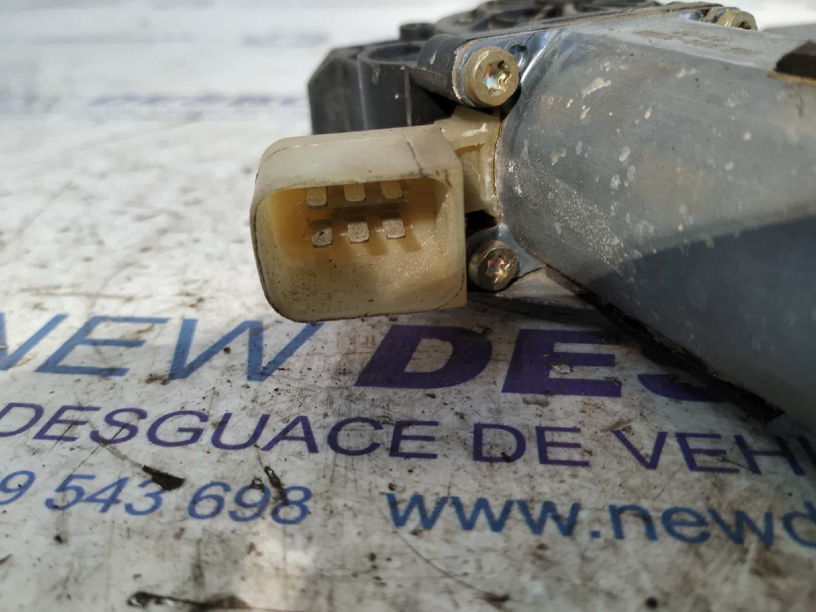 Recambio de ELEVALUNAS DELANTERO DERECHO para VOLVO S60 BERLINA 2.4 Diesel CAT D5244T referencia OEM IAM 8626850   - VERDE 2