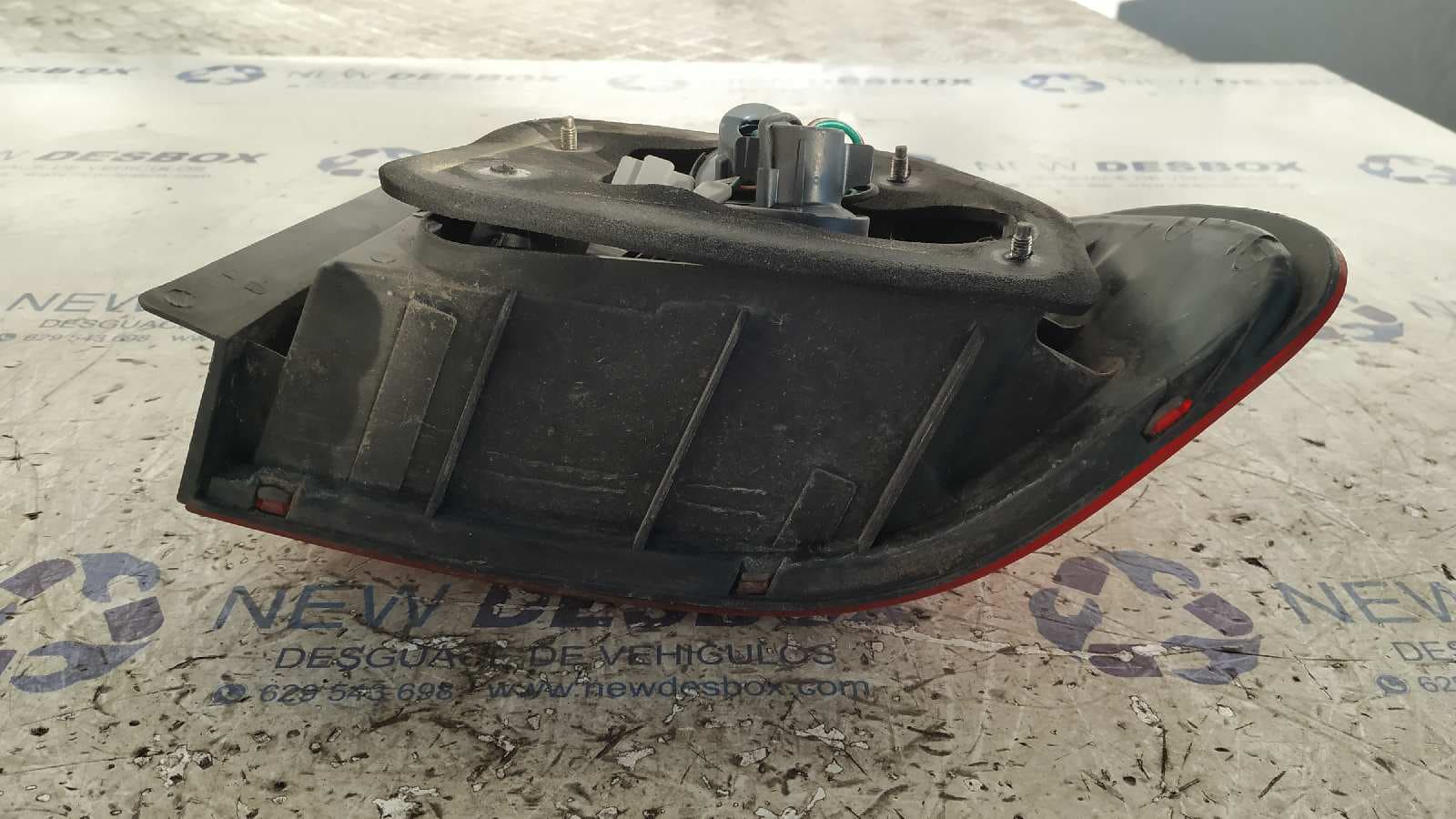 Recambio de PILOTO TRASERO IZQUIERDO para HONDA CIVIC BERLINA (EG/EH) referencia OEM IAM 0431128L 4