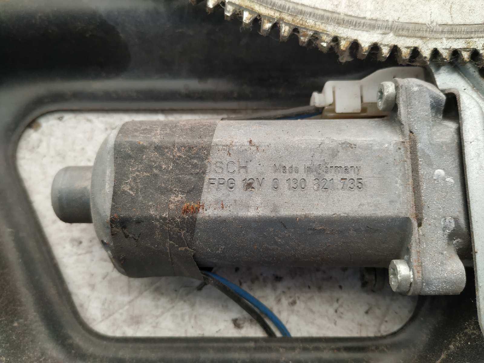 Recambio de ELEVALUNAS DELANTERO DERECHO para MERCEDES-BENZ SPRINTER 02.00 -> CAJA CERRADA, TECHO ELEVADO 314            (903.663) 611981 referencia OEM IAM 0130321735   - BLANCO 2