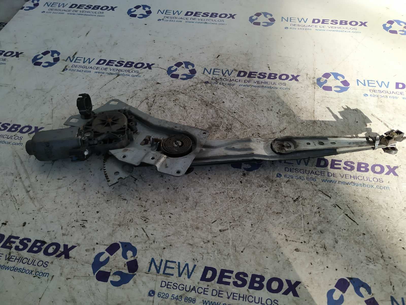 Recambio de ELEVALUNAS DELANTERO IZQUIERDO para RENAULT LAGUNA (B56) 2.2 D RXE G8T706 referencia OEM IAM 400370/A   - GRANATE