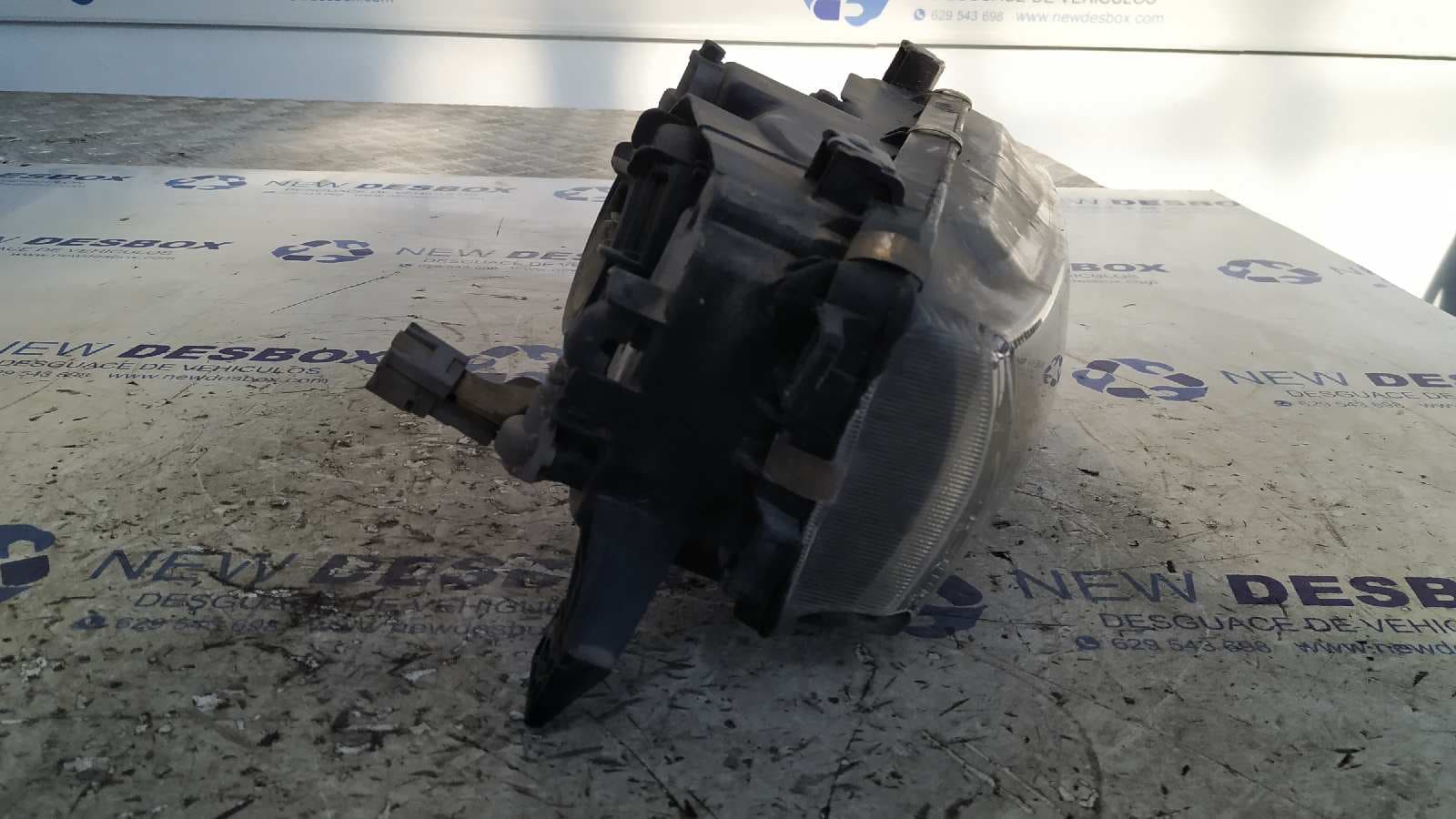 Recambio de FARO DERECHO para MITSUBISHI GALANT BERLINA (E50) referencia OEM IAM 10037833 3