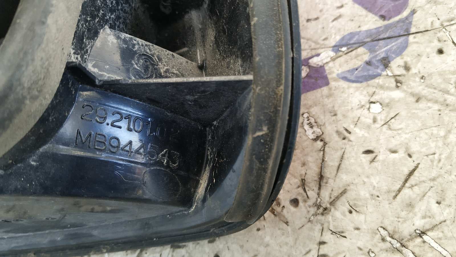 Recambio de PILOTO TRASERO IZQUIERDO para MITSUBISHI CARISMA BERLINA 4 (DA0) referencia OEM IAM 29210102 2