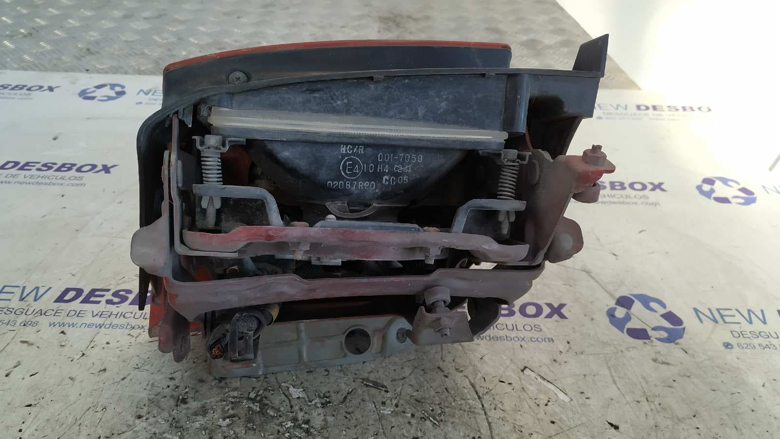Recambio de FARO DERECHO para MITSUBISHI ECLIPSE (D20) referencia OEM IAM 0017059 3