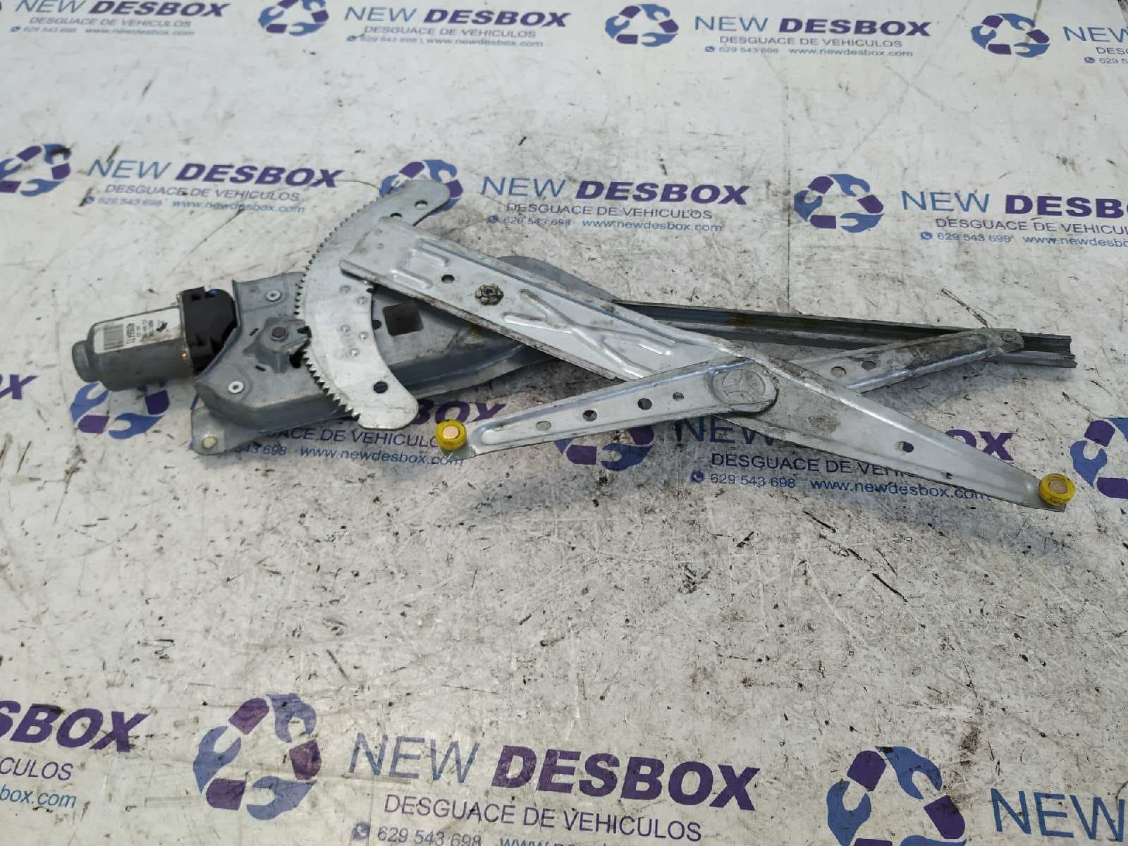 Recambio de ELEVALUNAS 3P DERECHO para RENAULT KANGOO (F/KC0) referencia OEM IAM 400664T1