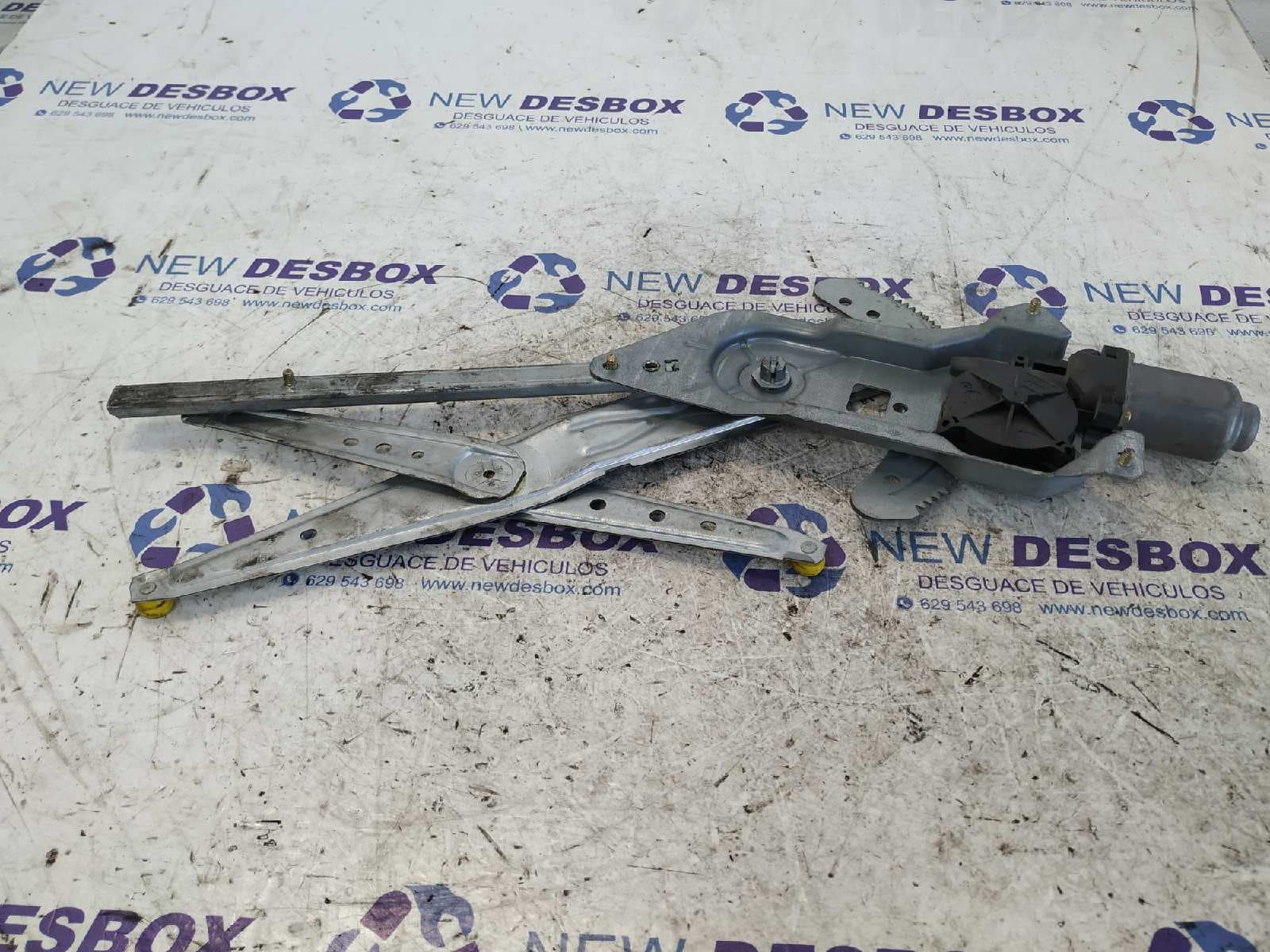 Recambio de ELEVALUNAS 3P DERECHO para RENAULT KANGOO (F/KC0) referencia OEM IAM 400664T1 3