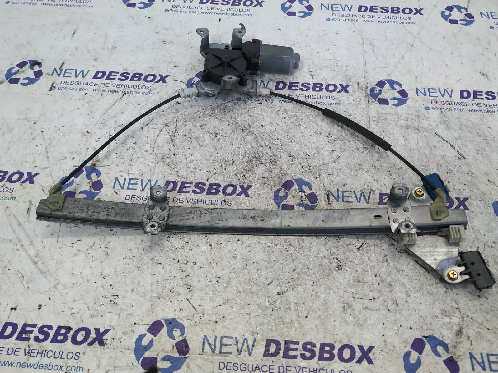 Recambio de ELEVALUNAS DELANTERO DERECHO para NISSAN ALMERA (N16/E) Acenta YD22DDT referencia OEM IAM 114726   - ROJO