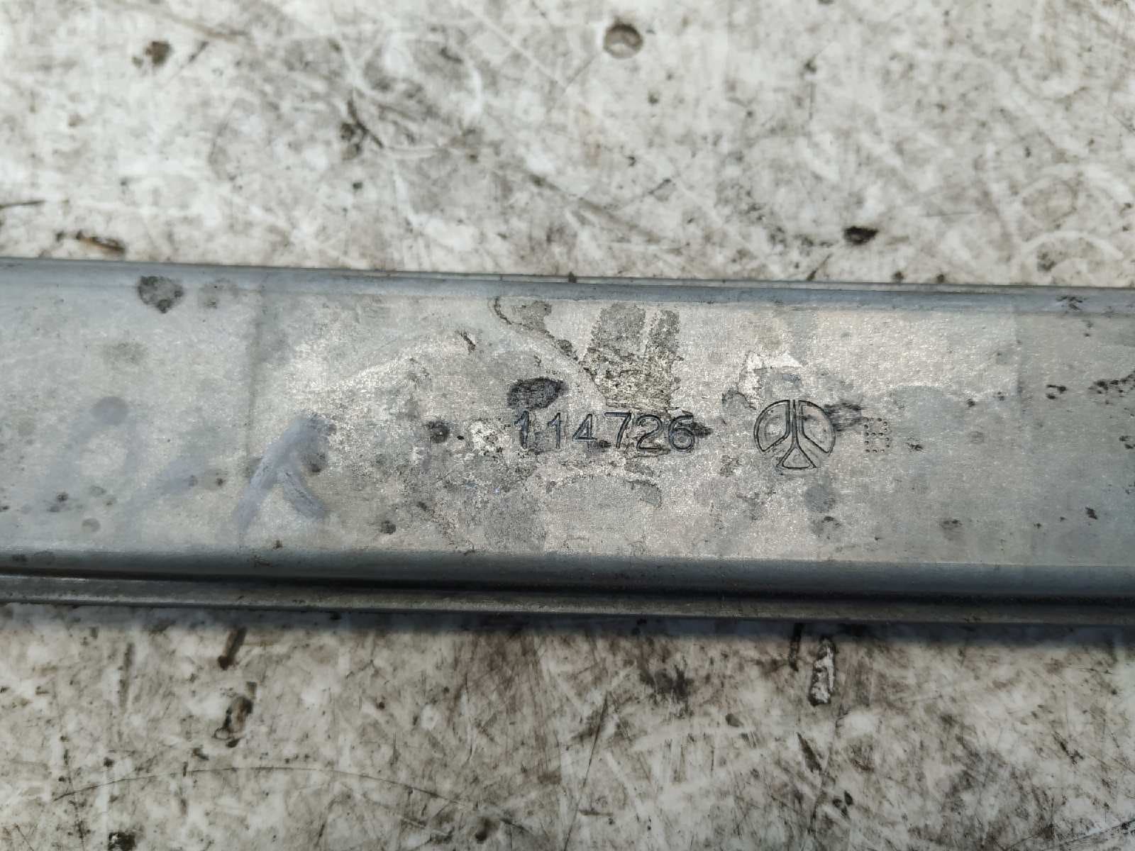 Recambio de ELEVALUNAS DELANTERO DERECHO para NISSAN ALMERA (N16/E) Acenta YD22DDT referencia OEM IAM 114726   - ROJO 2