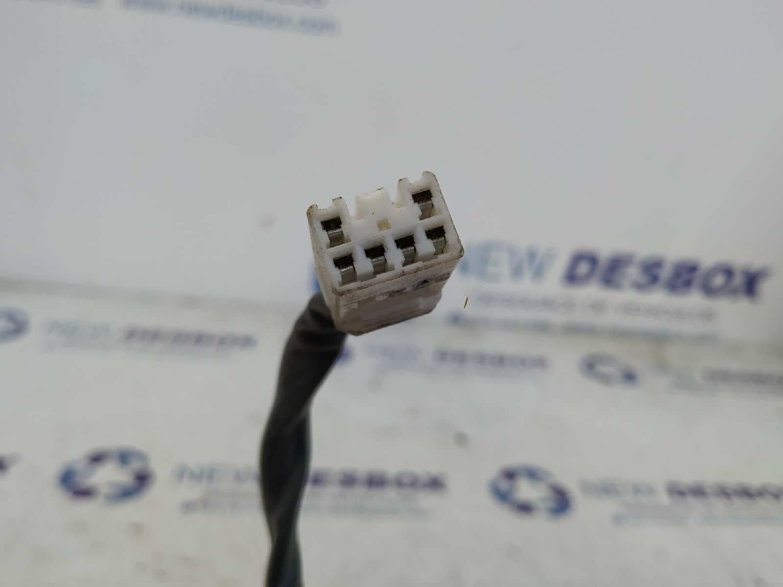 Recambio de PILOTO TRASERO DERECHO para HYUNDAI ELANTRA (XD) 1.6 Comfort (4-ptas.) G4EDG referencia OEM IAM    - BLANCO 2
