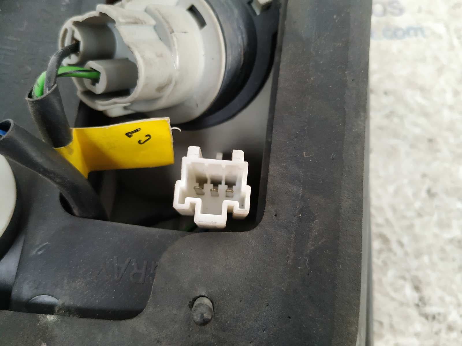 Recambio de PILOTO TRASERO DERECHO para HYUNDAI H 1 H  1  Furg.caja cerr.c. puerta 4BF referencia OEM IAM    - GRIS 3