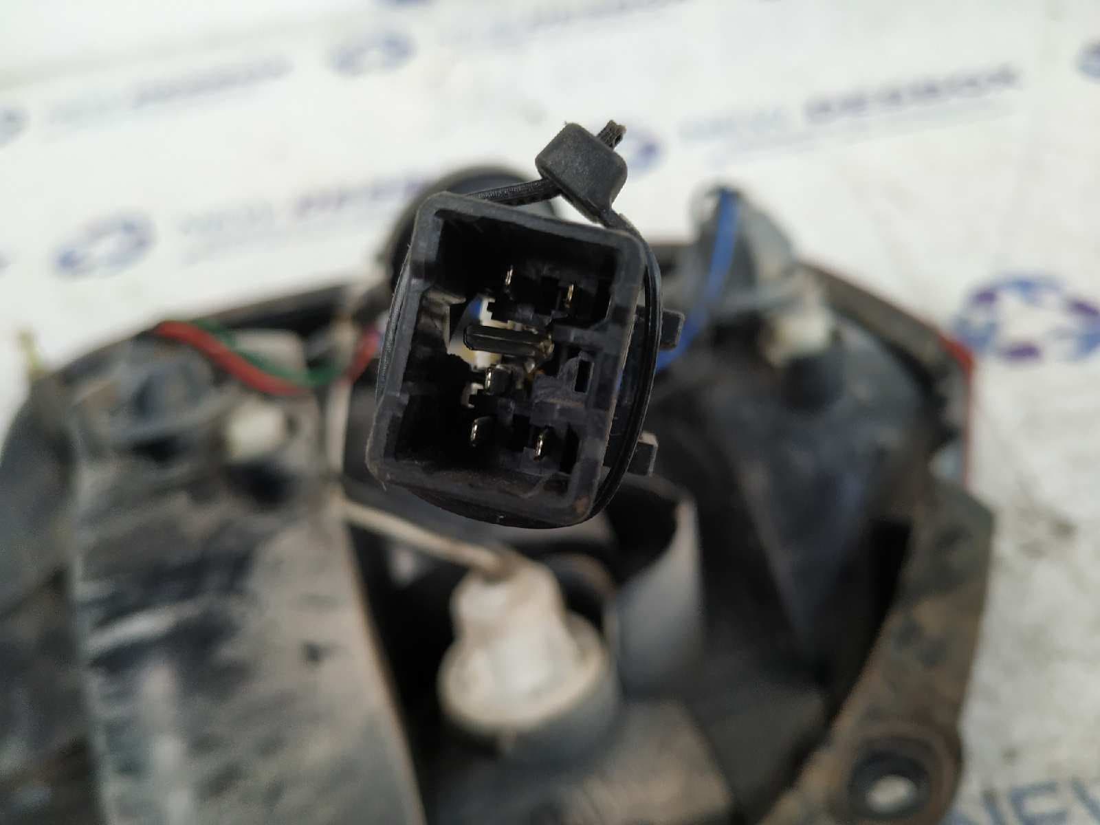 Recambio de PILOTO TRASERO DERECHO para DAEWOO NUBIRA BERLINA A16DMS referencia OEM IAM 0311001420   - GRIS 3
