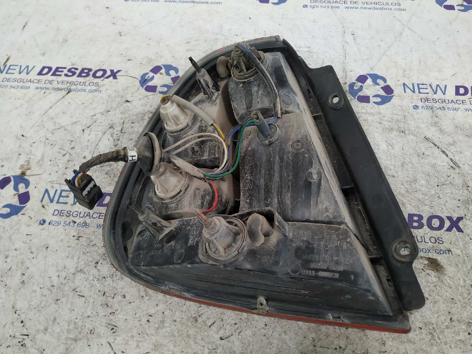 Recambio de PILOTO TRASERO DERECHO para DAEWOO COMPACT A16DMS referencia OEM IAM 0311000732   - GRIS 2