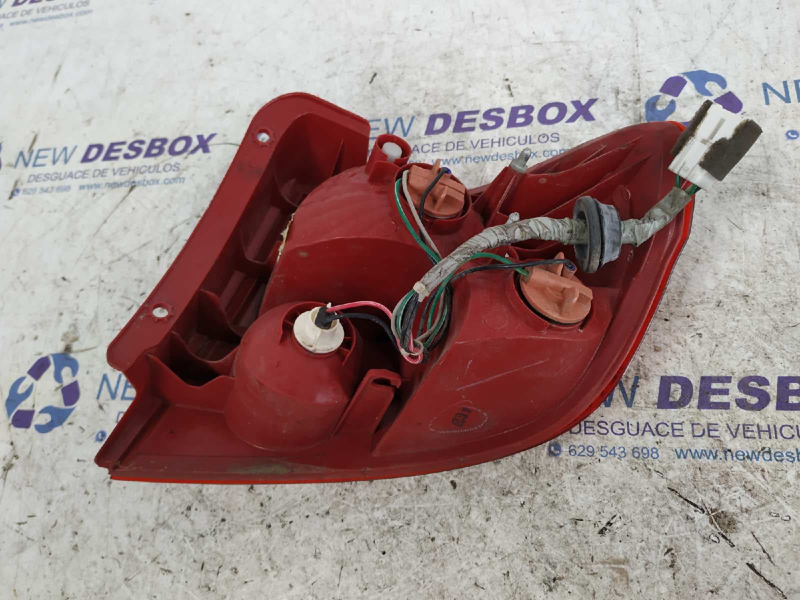 Recambio de PILOTO TRASERO IZQUIERDO para HYUNDAI GETZ (TB) 1.5 CRDi D3EA referencia OEM IAM 924011CXXX   - GRIS 4