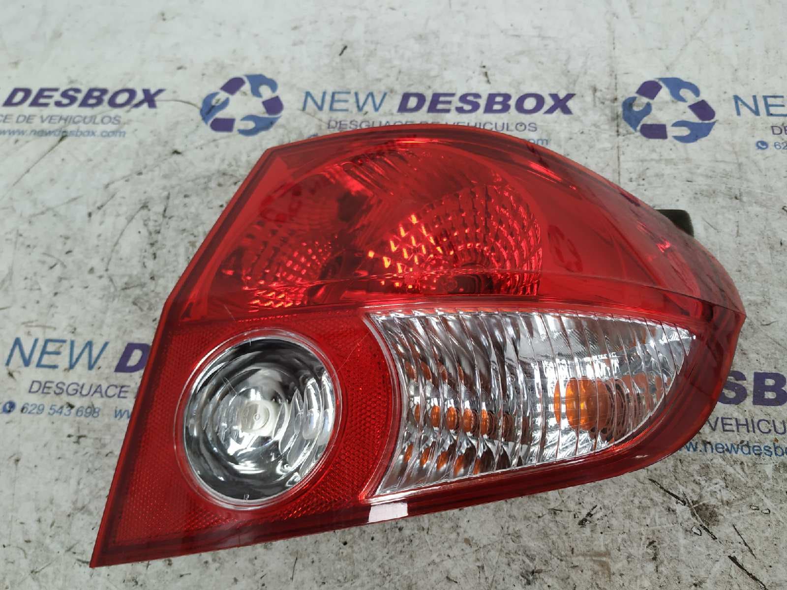 Recambio de PILOTO TRASERO DERECHO para HYUNDAI GETZ (TB) 1.5 CRDi D3EA referencia OEM IAM    - GRIS
