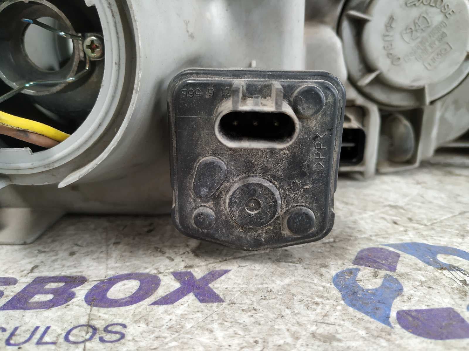 Recambio de FARO IZQUIERDO para HYUNDAI COUPE (RD) referencia OEM IAM 9G14 2
