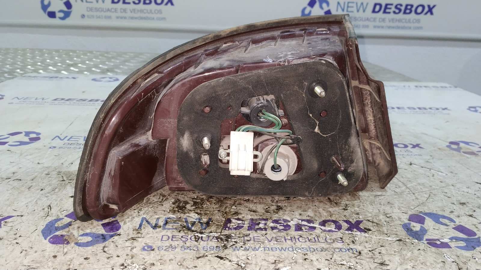 Recambio de PILOTO TRASERO DERECHO para MITSUBISHI GALANT BERLINA (E50) referencia OEM IAM 0431612 2