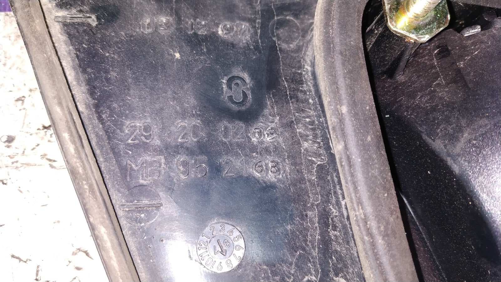 Recambio de PILOTO PORTON DERECHO para MITSUBISHI CARISMA BERLINA 4 (DA0) referencia OEM IAM 29200203 3