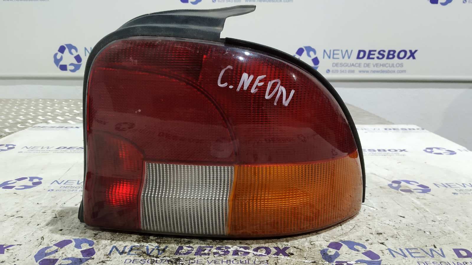 Recambio de PILOTO TRASERO DERECHO para CHRYSLER NEON (PL) referencia OEM IAM 379201A