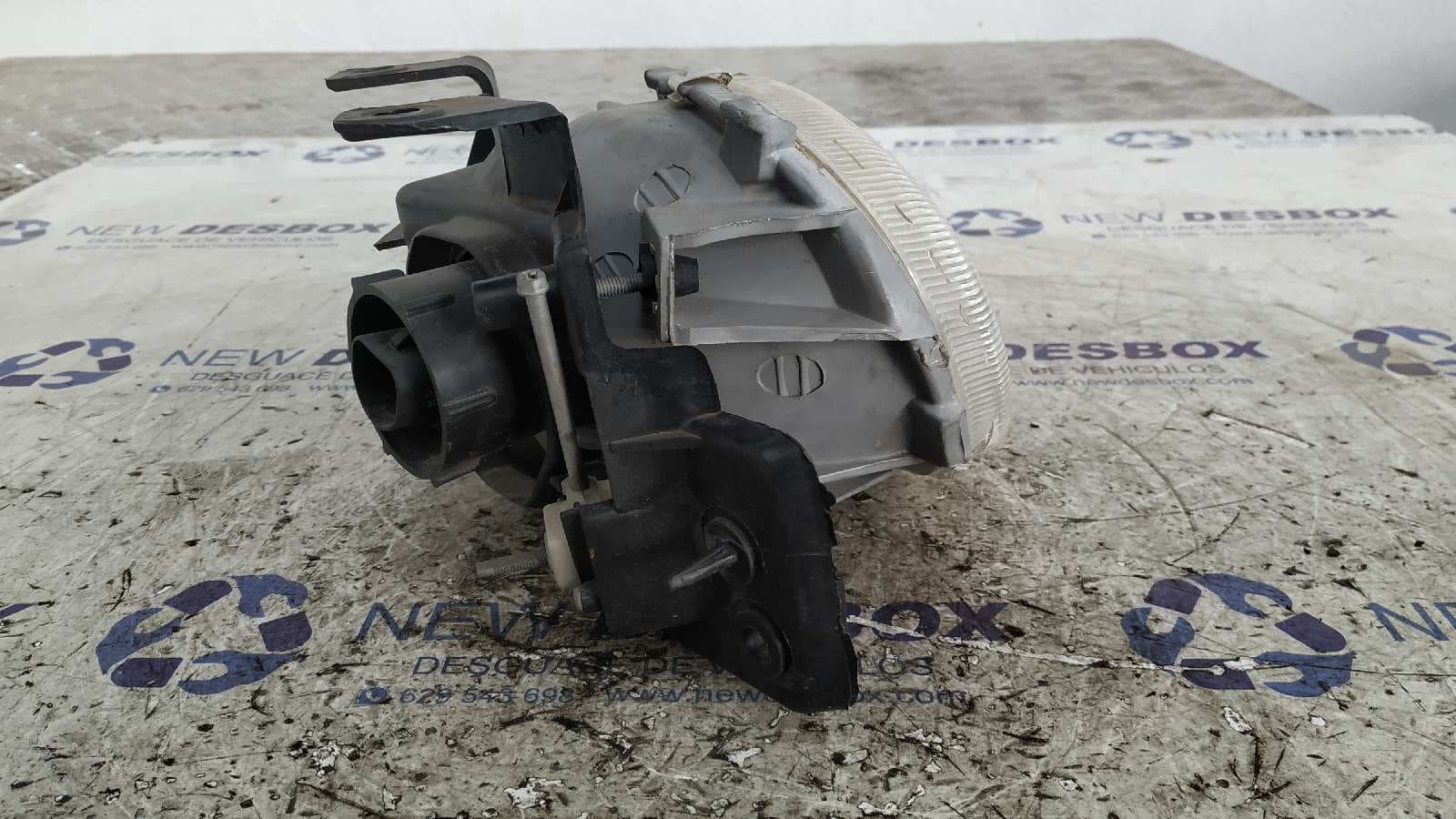 Recambio de FARO DERECHO para CHRYSLER NEON (PL) referencia OEM IAM 3