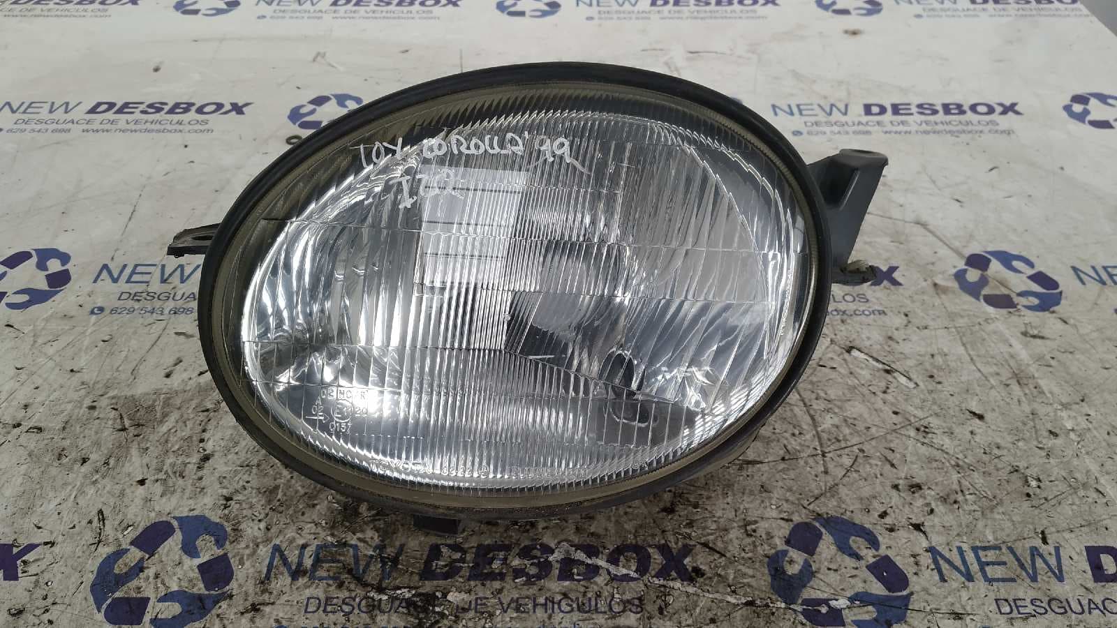 Recambio de FARO IZQUIERDO para TOYOTA COROLLA (E11) referencia OEM IAM 8115002070