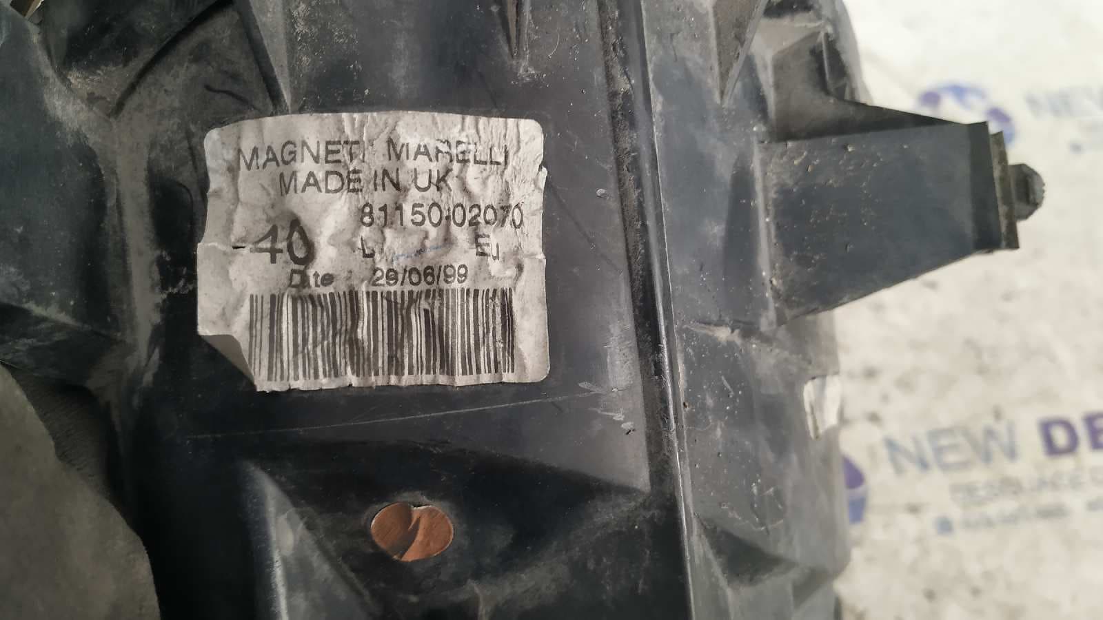 Recambio de FARO IZQUIERDO para TOYOTA COROLLA (E11) referencia OEM IAM 8115002070 2