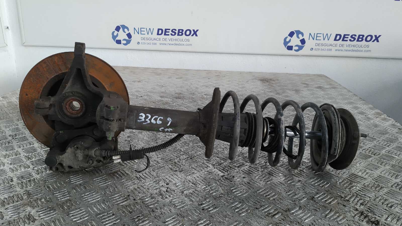 Recambio de MANGUETA DELANTERA IZQUIERDA para CITROEN C15 D Familiale 161A referencia OEM IAM    - BLANCO