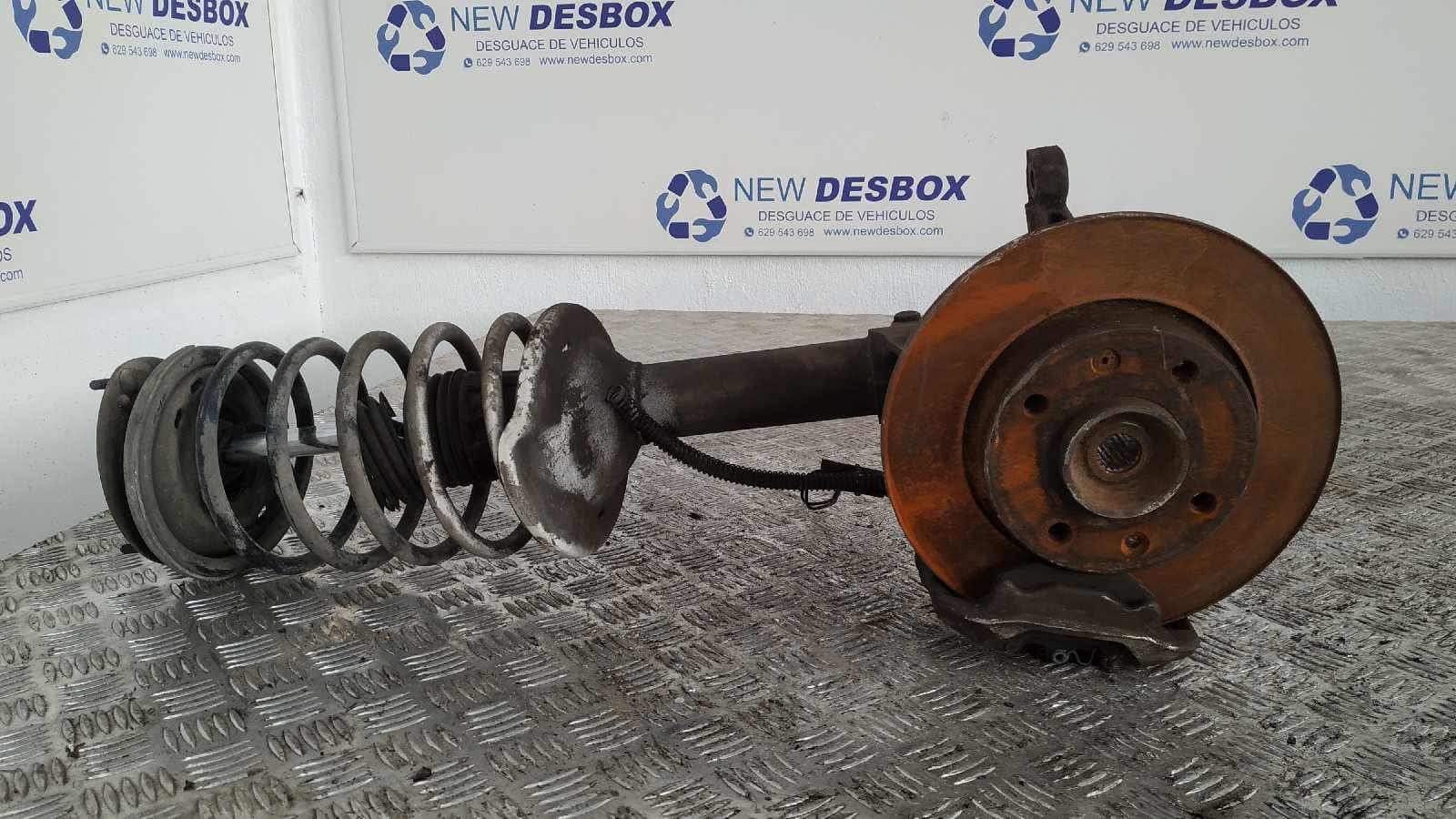 Recambio de MANGUETA DELANTERA IZQUIERDA para CITROEN C15 D Familiale 161A referencia OEM IAM    - BLANCO 5