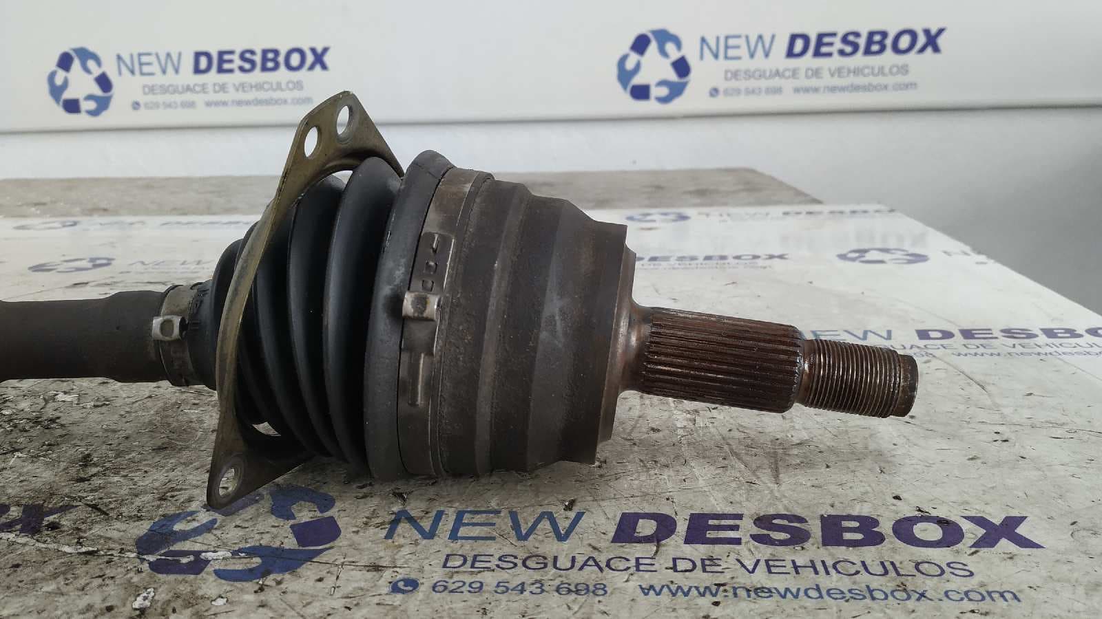 Recambio de TRANSMISION DELANTERA IZQUIERDA para OPEL MOVANO (2004 =>) Furgón corto  L1H1 2.8t G9T referencia OEM IAM    - BLANCO 2