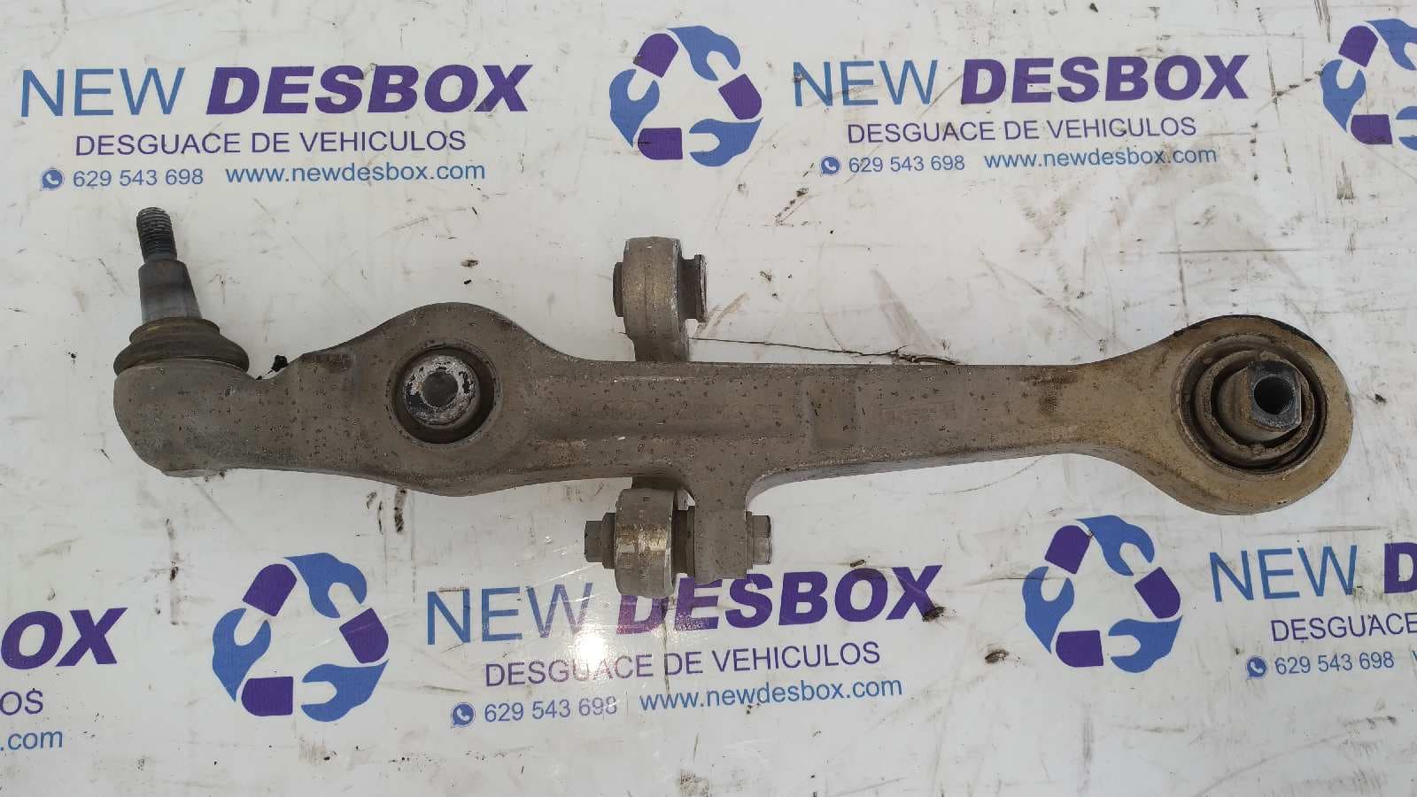 Recambio de BRAZO IZQUIERDO INFERIOR DELANTERO para SEAT EXEO ST (3R5)(2009>) 2.0 TDI CAGA referencia OEM IAM LM0 DE   - NEGRO 4