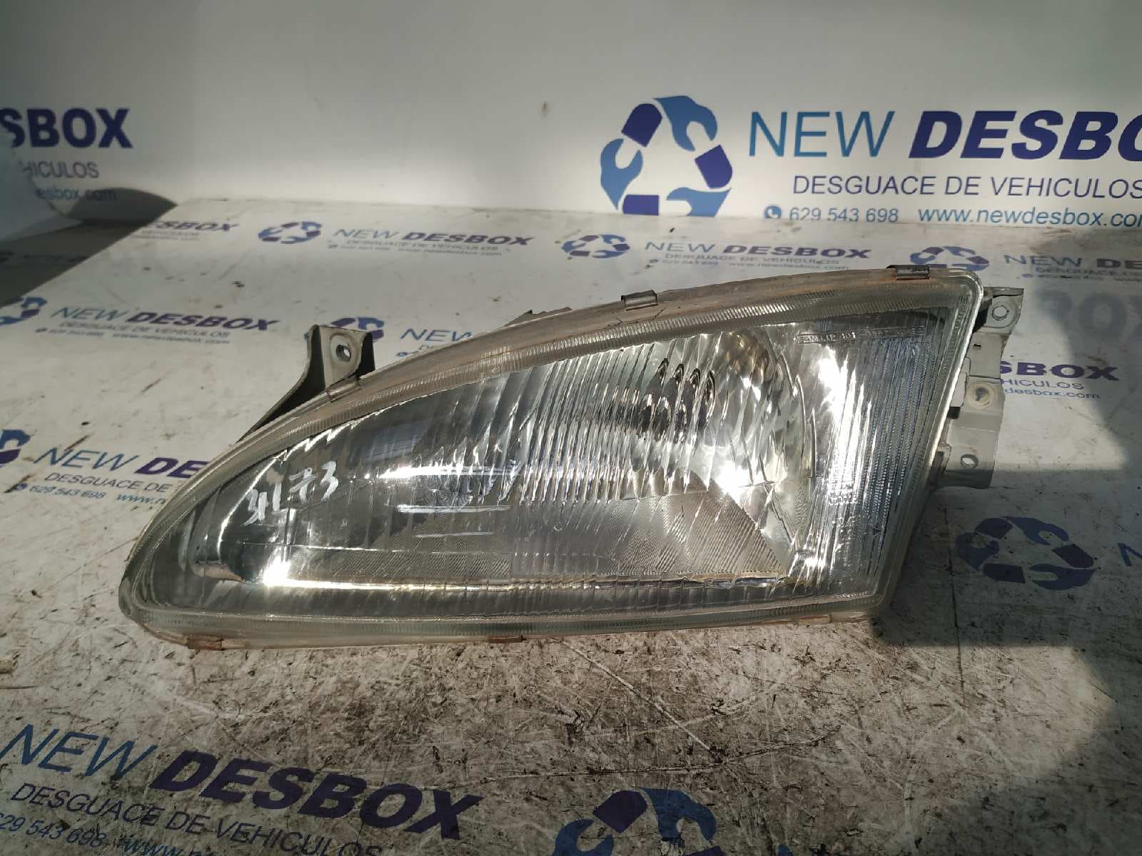 Recambio de FARO IZQUIERDO para HYUNDAI LANTRA BERLINA (RD) 1.6 GL G4GR referencia OEM IAM    - AZUL