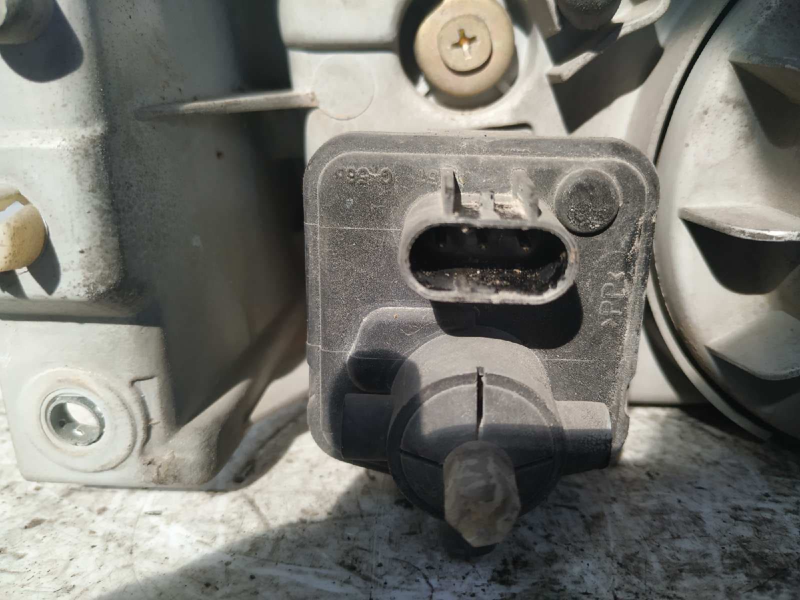 Recambio de FARO IZQUIERDO para HYUNDAI LANTRA BERLINA (RD) 1.6 GL G4GR referencia OEM IAM    - AZUL 3