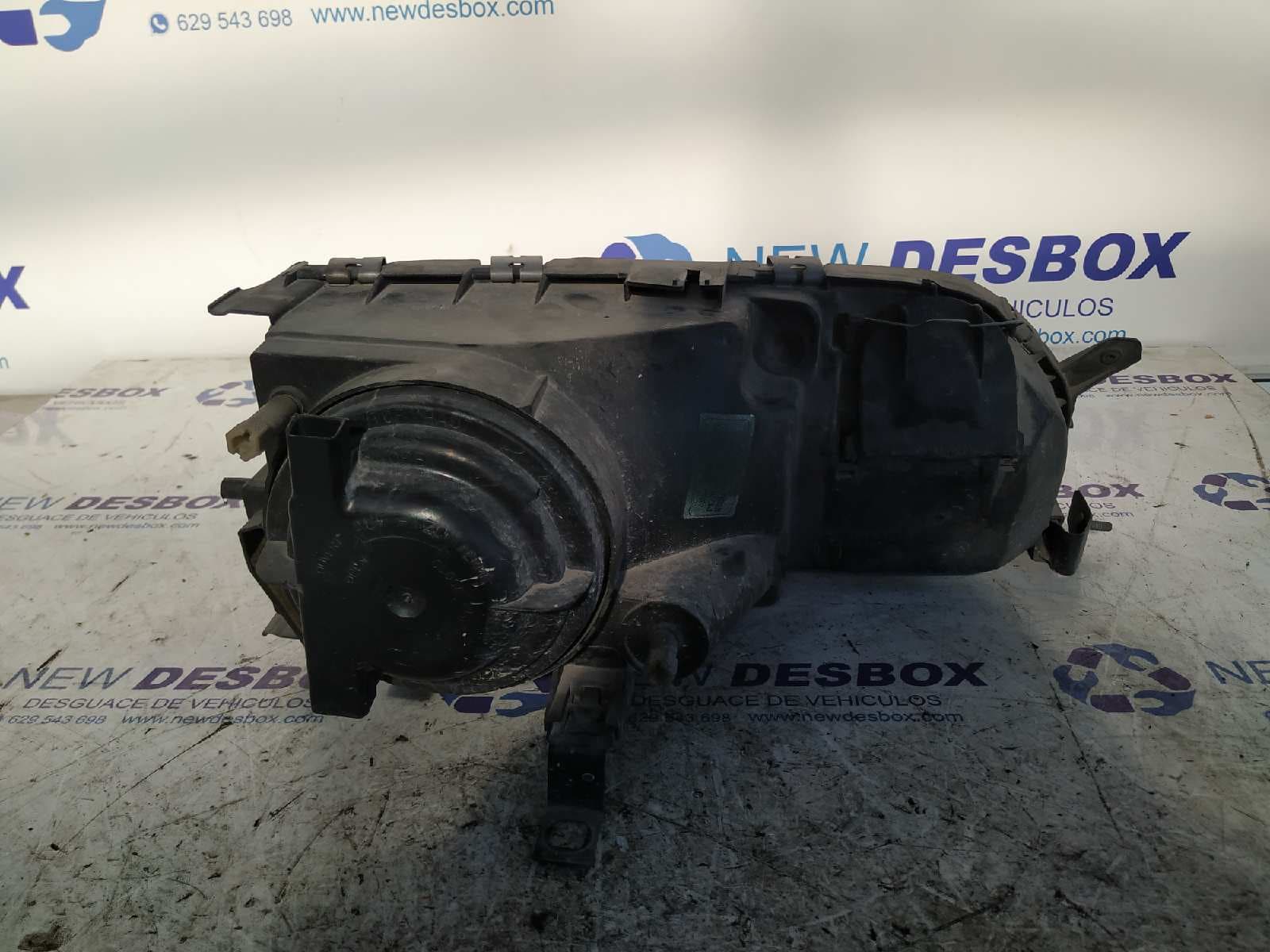 Recambio de FARO IZQUIERDO para FORD SIERRA TURNIER * RF referencia OEM IAM 87BG13006G2A   - NEGRO 4
