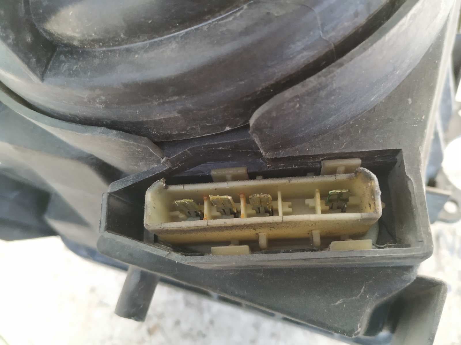 Recambio de FARO IZQUIERDO para FORD SIERRA TURNIER * RF referencia OEM IAM 87BG13006G2A   - NEGRO 3