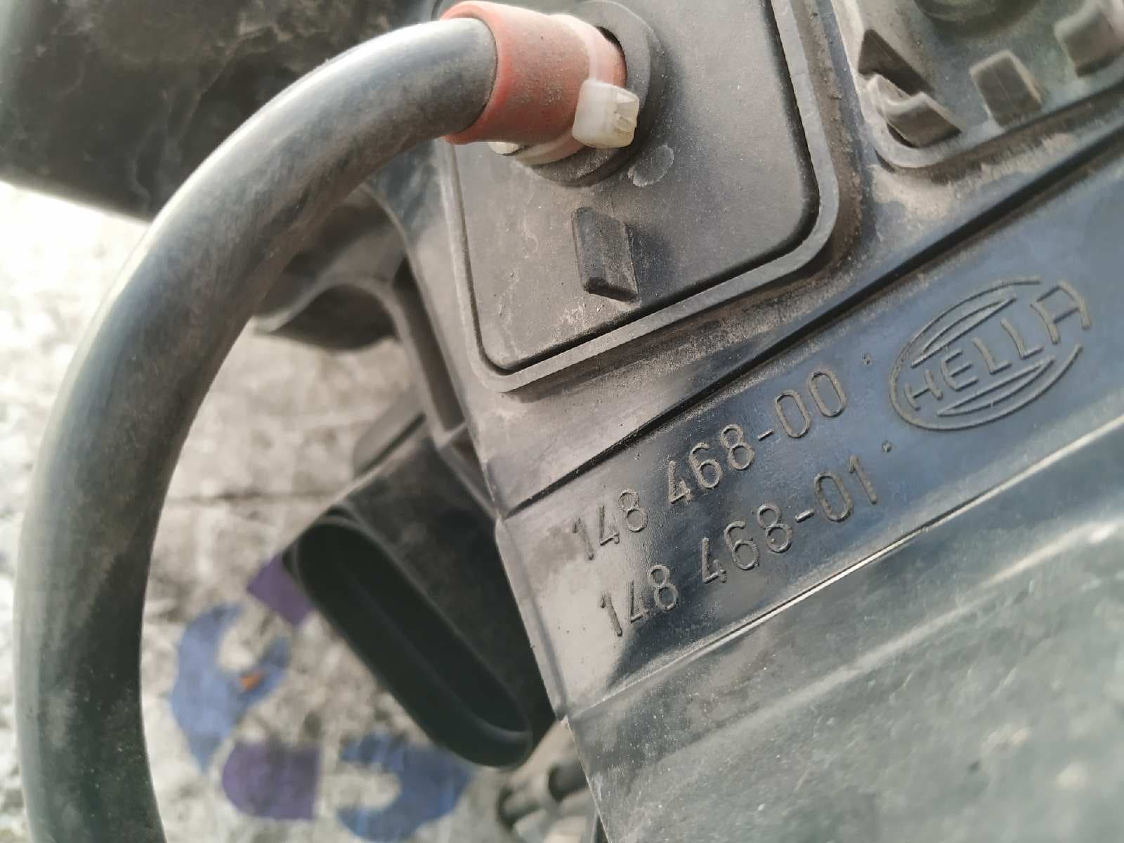 Recambio de FARO DERECHO para AUDI A6 AVANT (4B5) 2.5 TDI AKN referencia OEM IAM 14846800   - NEGRO 3