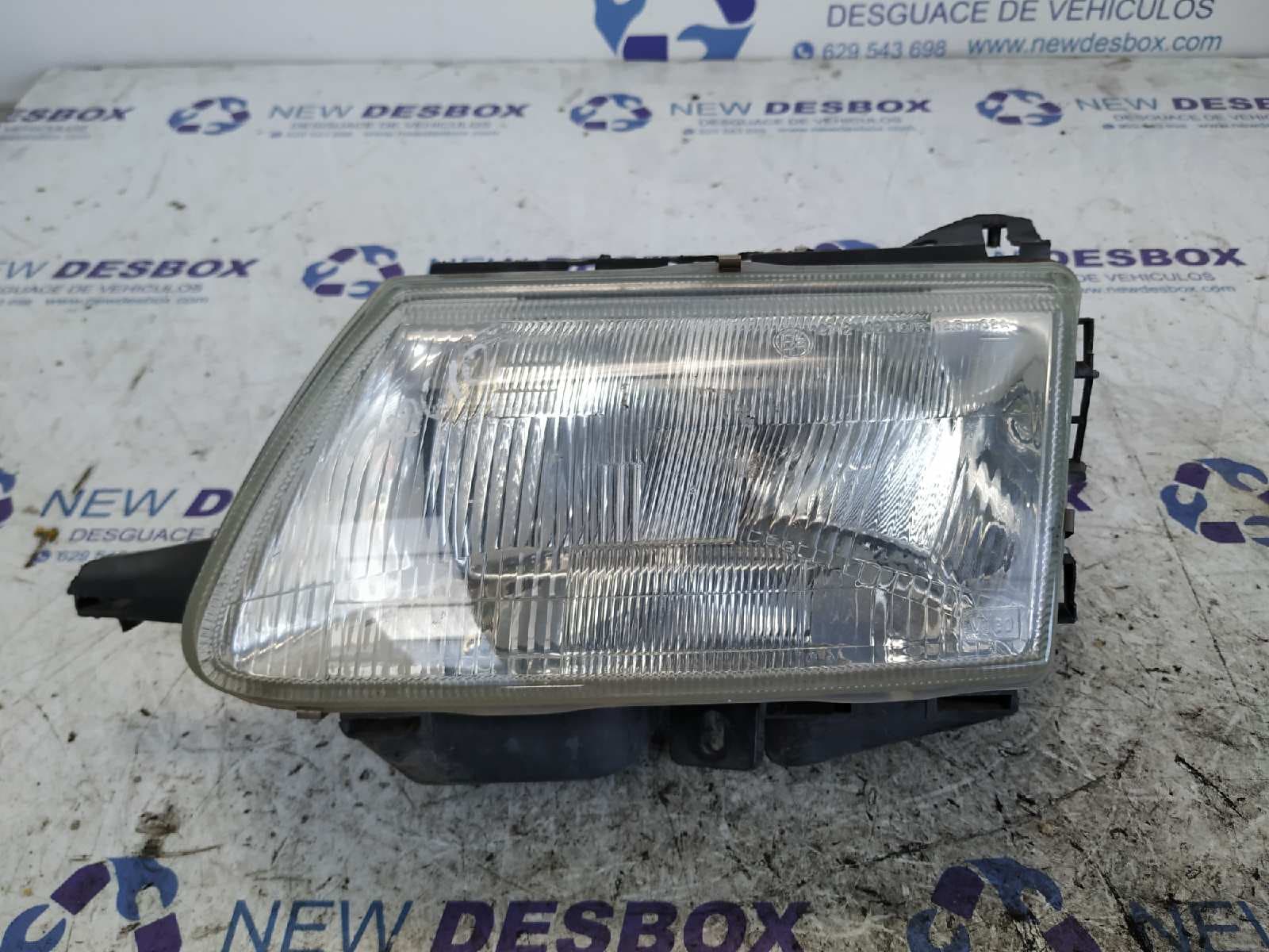 Recambio de FARO IZQUIERDO para CITROEN SAXO 1.5 D Image VJZTUD5 referencia OEM IAM    - BLANCO