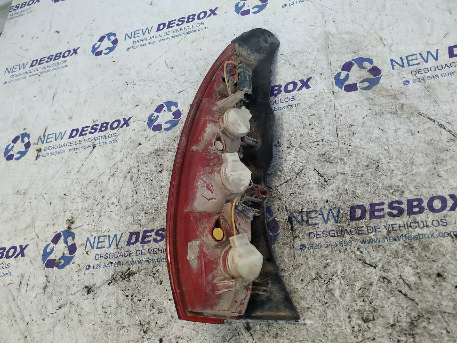 Recambio de PILOTO TRASERO IZQUIERDO para CITROEN C5 BREAK 2.0 HDi RHZDW10ATED referencia OEM IAM    - GRIS 3