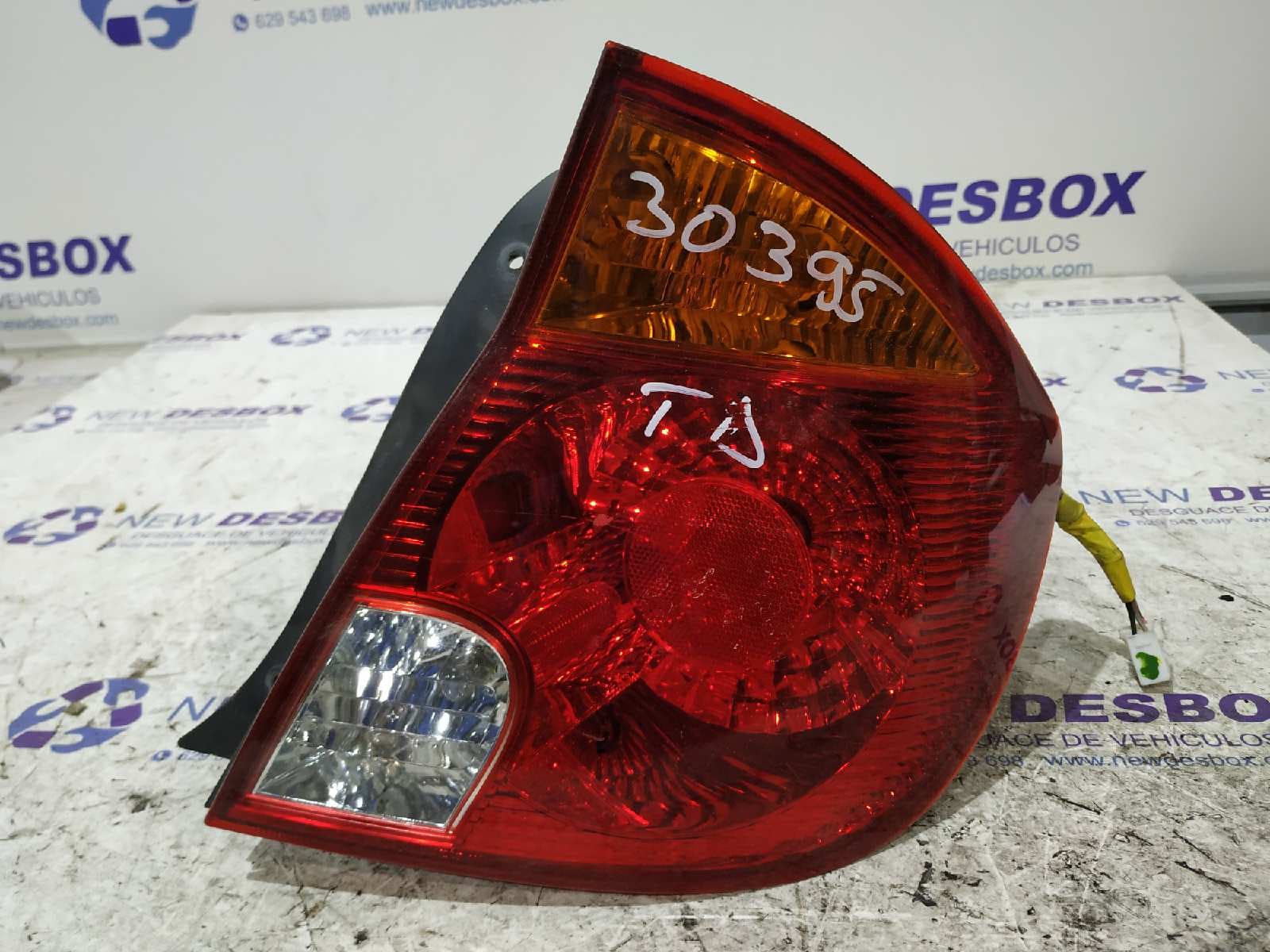 Recambio de PILOTO TRASERO DERECHO para HYUNDAI ACCENT (LC) CRDi GL D3EA referencia OEM IAM    - NEGRO