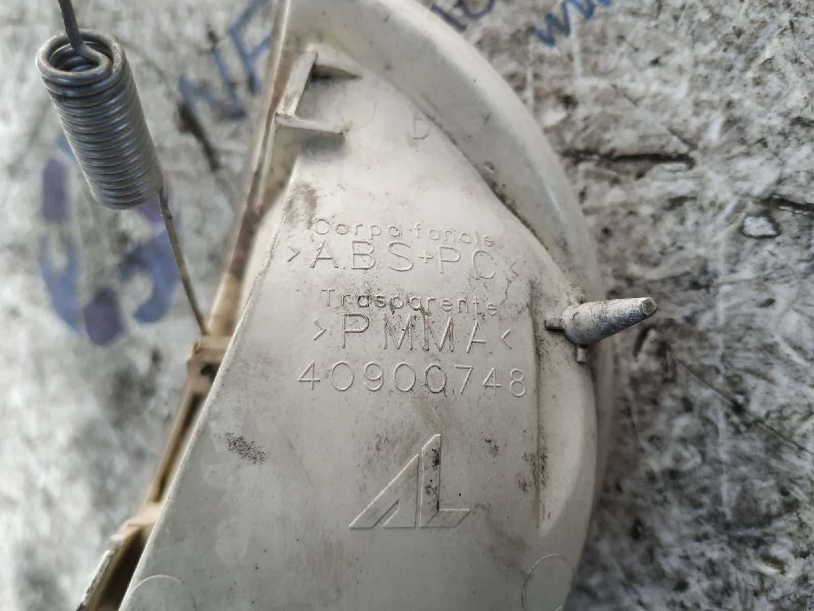 Recambio de PILOTO DELANTERO DERECHO para FIAT SEICENTO (187) 1.1 187A1000 referencia OEM IAM 40900748   - BLANCO 4