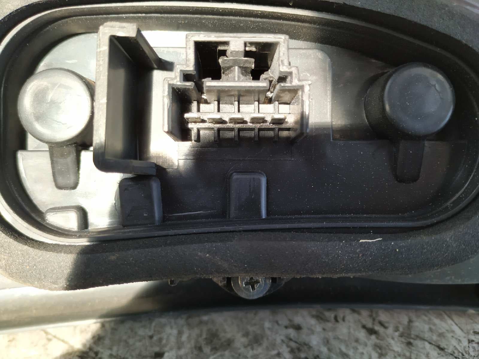 Recambio de PILOTO TRASERO IZQUIERDO para FIAT PUNTO BERLINA (188) * 188AA000 referencia OEM IAM 286201   - BLANCO 4