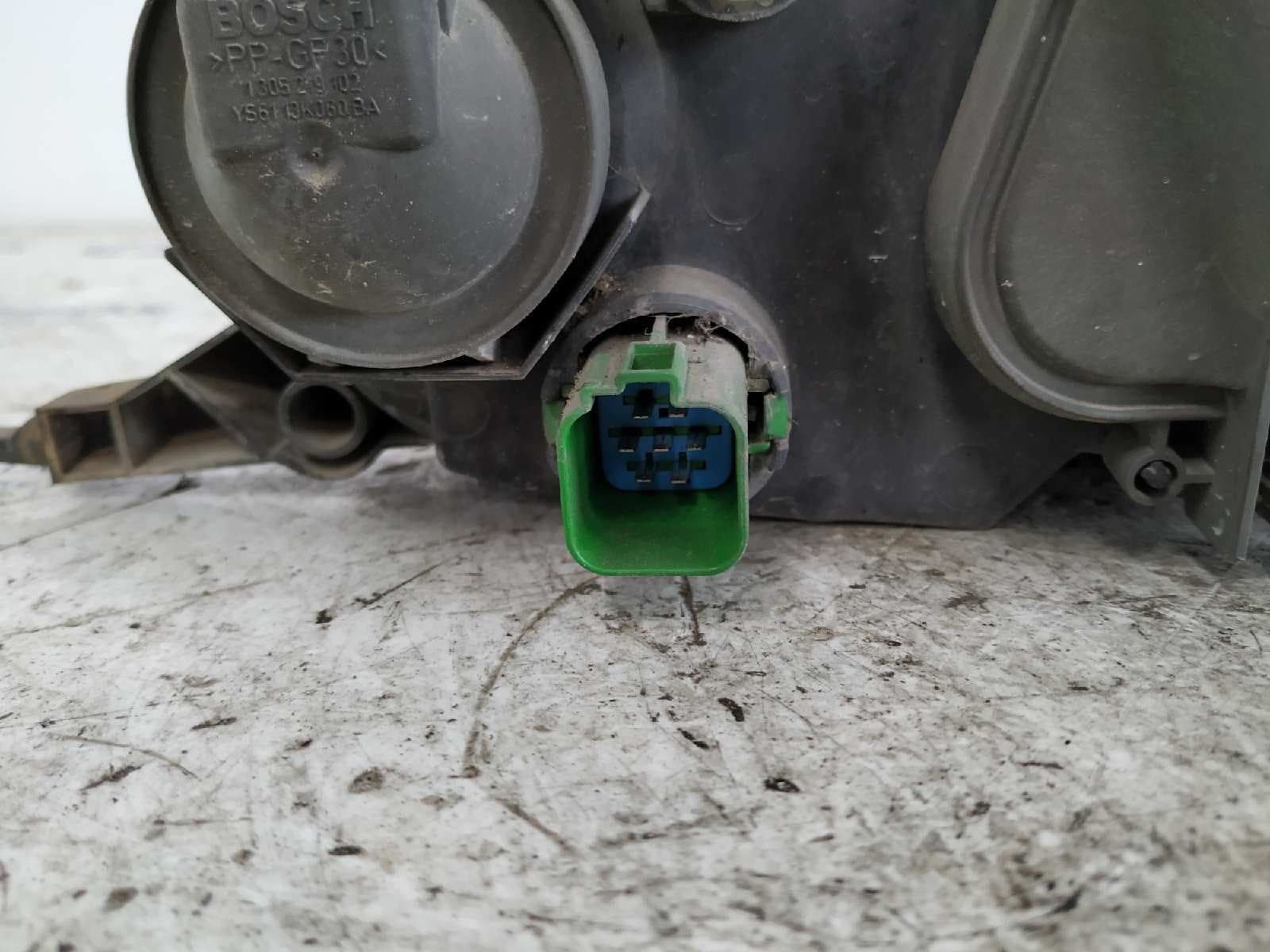 Recambio de FARO IZQUIERDO para FORD FIESTA BERLINA (DX) 1.8 Diesel CAT RTN        referencia OEM IAM 0301173301   - 4