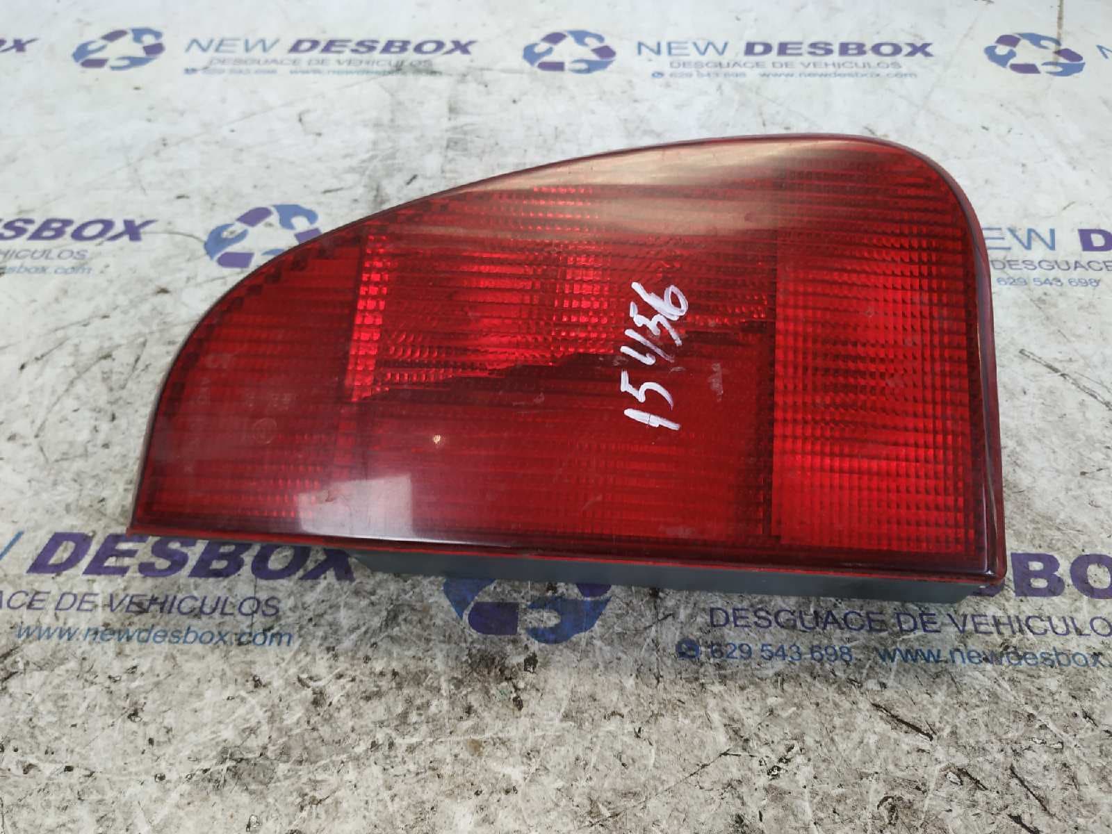Recambio de PILOTO PORTON DERECHO para FIAT ULYSSE (179) 2.0 CAT RFU        referencia OEM IAM 294502   - AZUL
