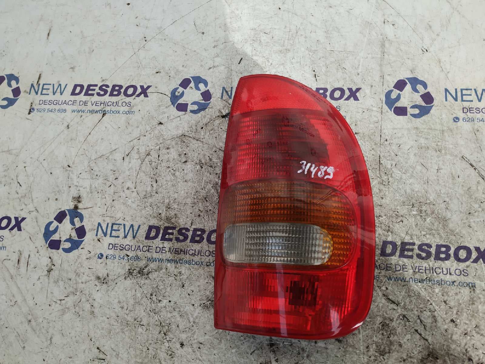 Recambio de PILOTO TRASERO DERECHO para OPEL CORSA B Fresh X14SZ referencia OEM IAM    - ROJO